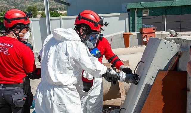 Karşıyaka’nın Kahraman Ekibi: AFAD Akreditasyonu ile Yükselişe Geçen Arama Kurtarma Gücü ve Hazırlıkta Sınavın Gerçekçilikle Dansı