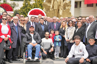 Keçiören’de 19 Mayıs Coşkusu: Atatürk Anıtı Çelenk Töreni ve Akşam Seferberliği