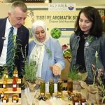 KO-MEK’in İlçe Sergisi Başiskele’de Yepyeni Bir Enerjiyle Açıldı: Ailemiz Gibi Bizler