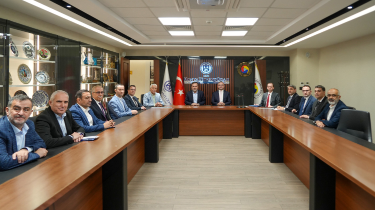 Konya’da En Önemli Finans Zirvesi: Merkez Bankası Başkanı Karahan, Oda ile Saha Buluşmasında Ekonomi Nabzını Yükseltti