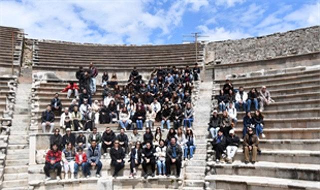 Kültürel Rüzgârlar: Bergama ve Ödemiş’te Genç Zihinlerin Yolculuğu