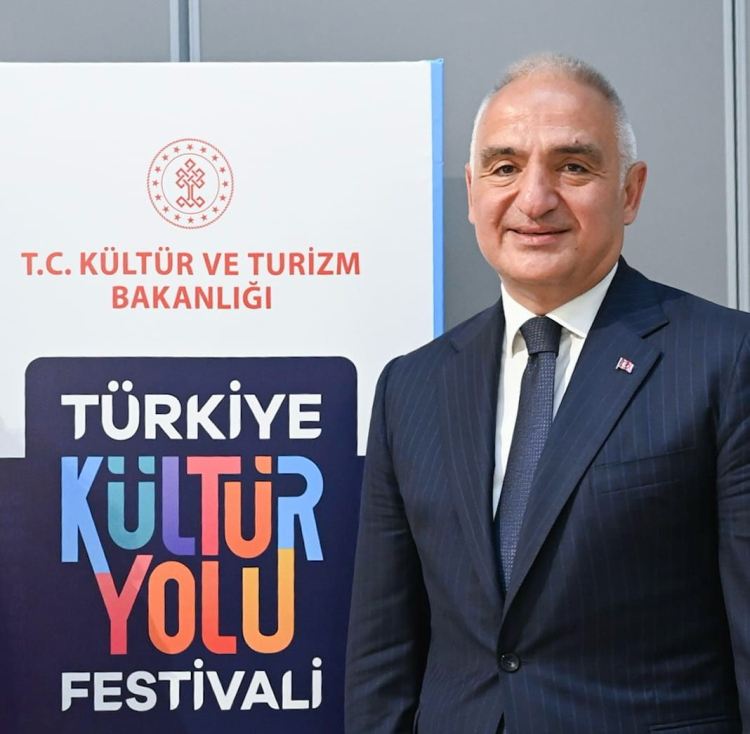 Kültürün Köprüsü: Manisa’da Osmanlı İzleriyle Yeniden Doğuş ve Lezzetin Yolculuğu