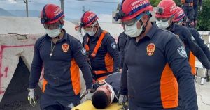 Manisa İtfaiyesi, Sındırgı Deprem Tatbikatında Şiddetli Kriz Yönetimiyle Dünyayı Büyüledi