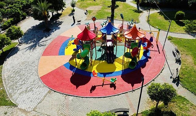 Narlıdere Parklarında Yeni Nesil Zeminler: Güvenli Oyun, Neşe Dolu Anlar ve Uzun Ömürlü Parklar