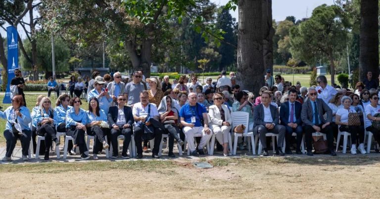 Yaşlıların Gücüyle Şehri Dönüştüren 3. Yaş Üniversitesi: Bornova Öncü Şebeke