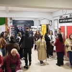 Yollarda Buluşan Sesler: Şehrin Tiyatrosu ve İnsanlığın Yankıları