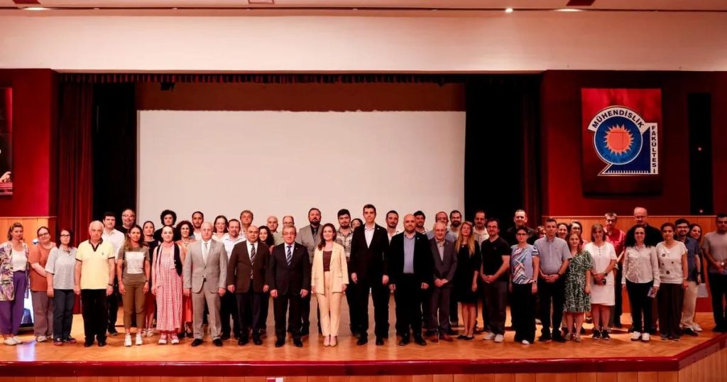Açık Bilim Zirvesi: DEÜ ve TÜBİTAK ULAKBİM İş Birliğiyle Dijital Dönüşümün Akademik İletişimde Yarattığı Eşi Benzeri Olmayan Dönüşüm Yolculuğu