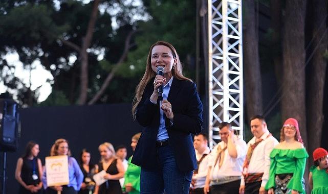 Anadolu’nun Ruhu Sahnelere Taşınıyor: Halk Oyunları Şenliği’ne Dair Işıklı Adımlar