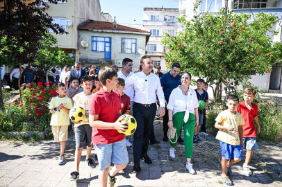 Balıkesir’in Hizmet Ağı: Akın, Karşıyaka’dan Hamamlı’ya Samimi Ziyaretlerle Vatandaşlarla Buluştu