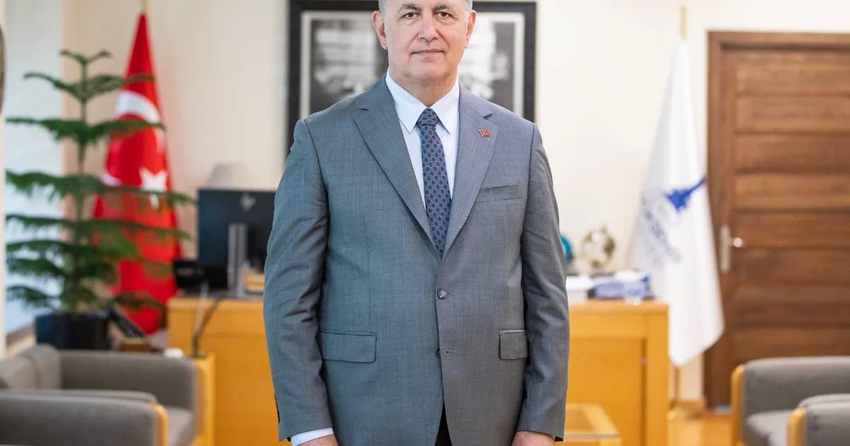 CHP’nin İzmir Temsilcisi İstifa Açıklamasıyla Şok Dalga: Örgüt İçindeki Çekişmeler ve Sürgünler Başkan Tugay’ı Eserinde Bıraktı