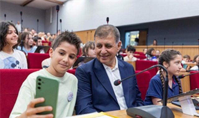 Çocuk Meclisi İzmir: Geleceği Şehirle Buluşturan Genç Sesler ve Sürdürülebilir Umutlar