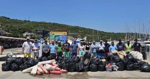 Denizin Sahibi Değiliz; Emanetçisiyiz: Sığacık’ta Teos Marina’nın Günlük Olarak Sürdürülen Temizlik Misyonu