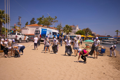 Denizleri Korumak İçin Karaburun’da Eylem: 750 Kilogram Atık Toplandı