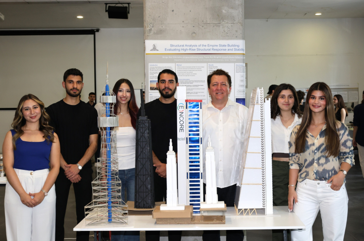 Deprem Bilincini Yansıtan Genç Mühendislerden Sıra Dışı Uygulama ve Tasarım Sergisi