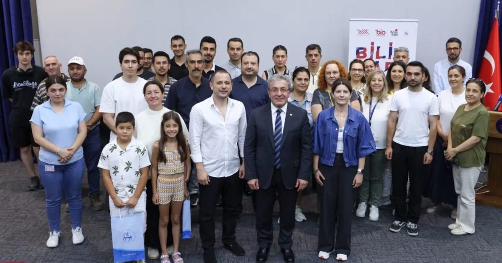 Geleceğin Fizyoterapisi: Yapay Zekâyla Şekillenen Meslek ve Kariyer Olanakları