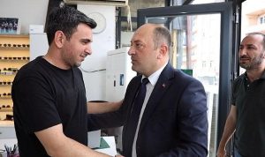 Gözlük ve Optisyenlikte Işığıyla Şehir: 1 Haziran’da Tüm Optisyenler Ziyaret Edildi ve Dayanışma Halkaları Kuruldu