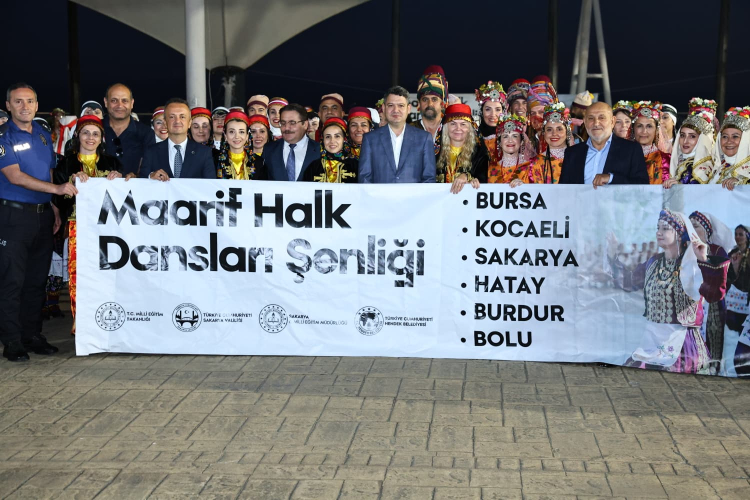 Gurur Dolu Anlar: Hendek Bayraktepe’de Halk Oyunlarıyla Kültürel Zenginlik Zirvesi