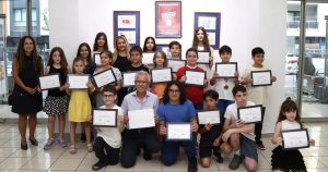 Işıkla Çizilen Ufuklar: Karikatür Atölyesiyle Büyüyen Nesillerin Yıl Sonu Yolculuğu
