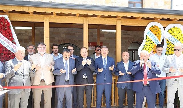 İzmir Bakırçay Üniversitesi Faruk Demir Camii: Birlik ve İnancın Yeni Buluşma Noktası