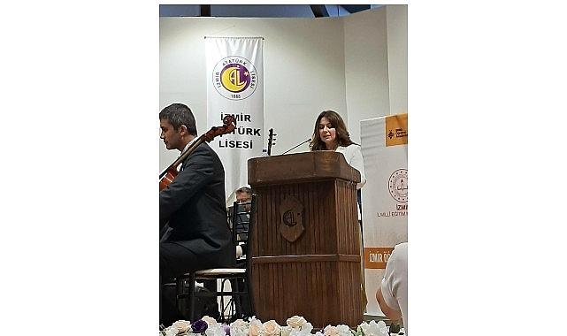İzmir Öğretmen Akademileri: Gelişimin Sınırlarını Zorlayan 65 Programla Öğretmenlere İlham Dolu Yolculuk