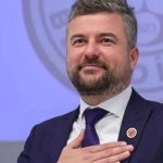 İzmir’de Belediyeci Baskısı ve Gizli Detaylar: Duman’a Görevden Uzaklaştırma Şoku ve Sözleşme Zihinleri