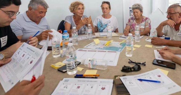 İzmir’de Yurttaş Meclisi: Katılımcı Demokrasiyle Şehir Yönetimini Dönüştüren İkinci Dönem Başvuruları Başladı