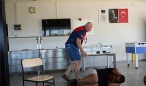 İzmir’in Kahraman Ekipleri: Geceden Güne Arama ve Kurtarma Kampında Dayanışma ve Beceri Zirvesi