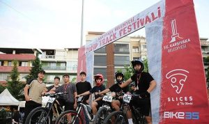 Karşıyaka’da Gece Pump Track Şampiyonu: Adrenalinle Buluşan 83 Sporcu