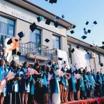 Mezuniyet Coşkusu ve Yarınlara Güç Veren Eğitim: Bergama’da Meslek Yüksekokulu Diploma Sevinci ve Sürdürülebilir Gelecek İçin Adımlar