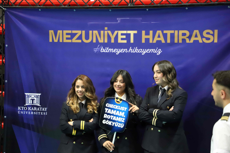 Mezuniyet Töreniyle Başlayan Yeni Dönem: Karatay Üniversitesi’nden Vizyoner Bir Veda ve Güçlü Başlangıçlar