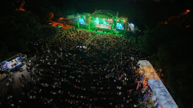 Nilüfer Karadeniz Festivali Başladı: Gelenekten Modern Ritme Uzanan Coşku ve Dayanışma