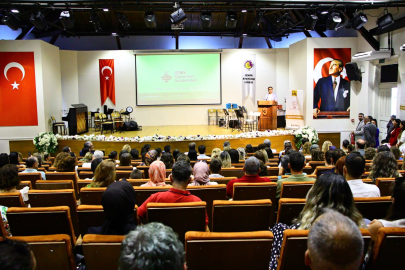 Öğretmen Akademileri: Yenilenmenin Işığında Eğitim Camiası Geleceğe Hazır