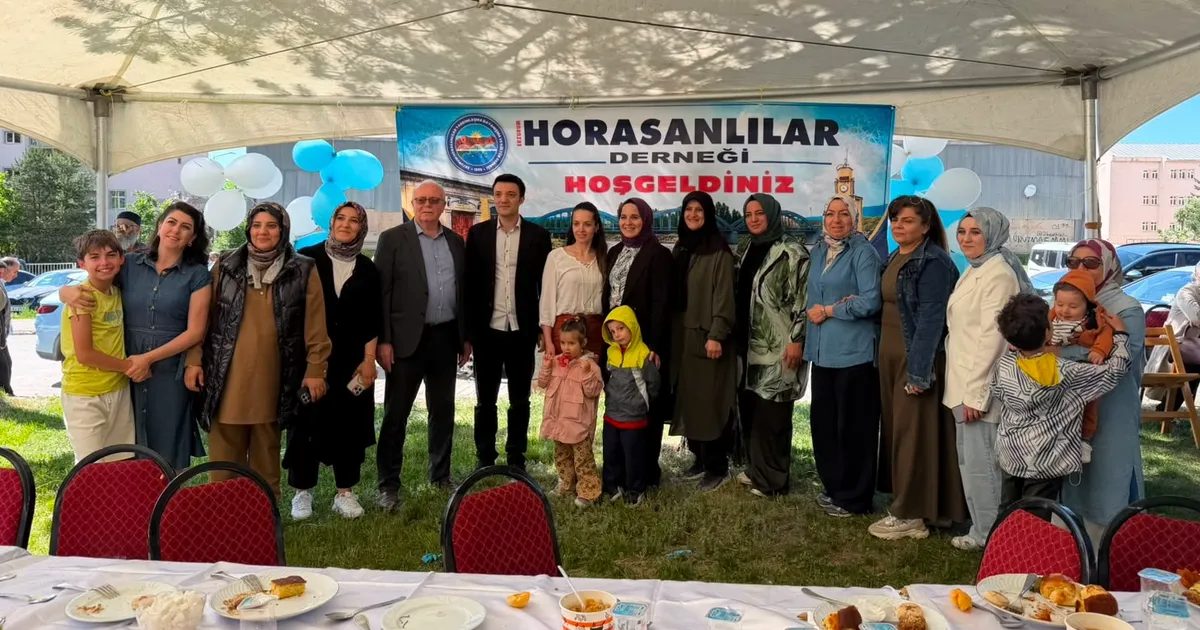 Paylaşımın ve Dayanışmanın Gölgesinde Horasanlılar Derneği’nin Aşureyle Buluşması