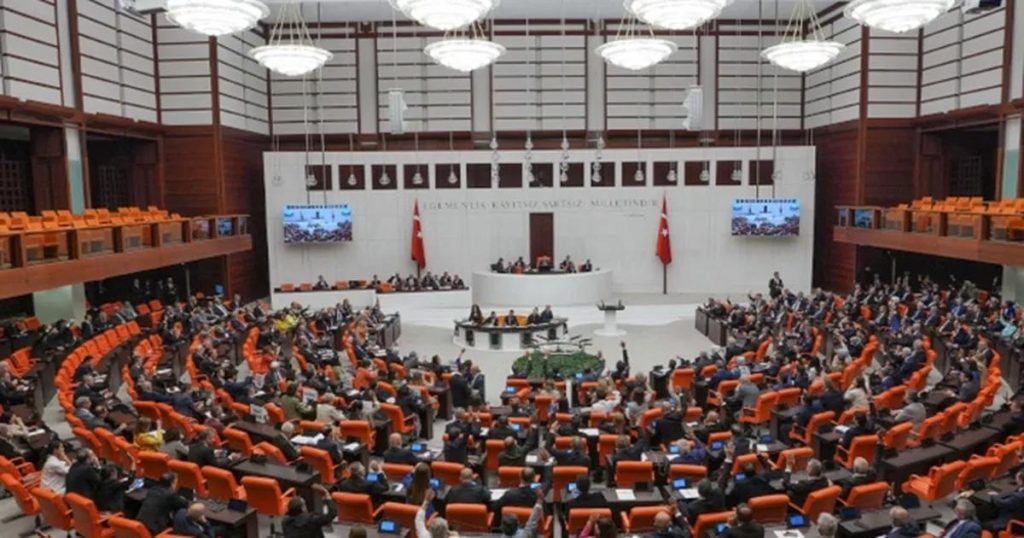 Polisin Geleceği ve Basının Ekonomi Baskısı: Kanun Teklifiyle Yeni Düzenlemeler Neden Kapsamlı Tartışmalara Yol Açar