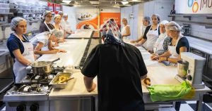 Renkli Atölyelerle Bornova’da Lezzet ve Paylaşım Dolu Günler
