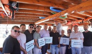 Sığacık Körfezi İçin Stratejik An’da Bütün Sesler: Marina Kapasite Artışına Karşı Birleşen Halk ve Kentin Geleceği İçin Karar Anı