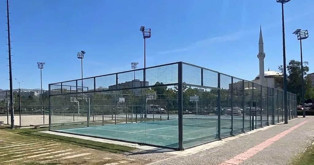 Sporun Gücünü Harekete Geçir: İzmir’de Padelle Yeni Adımlar Atılıyor