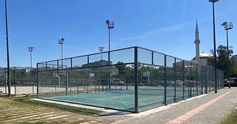 Sporun Gücünü Harekete Geçir: İzmir’de Padelle Yeni Adımlar Atılıyor