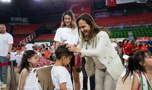 Sporun Işığında Büyüyen Nesiller: Karşıyaka’nın Kış Sporları Şöleniyle Bütünleşen Başarılar