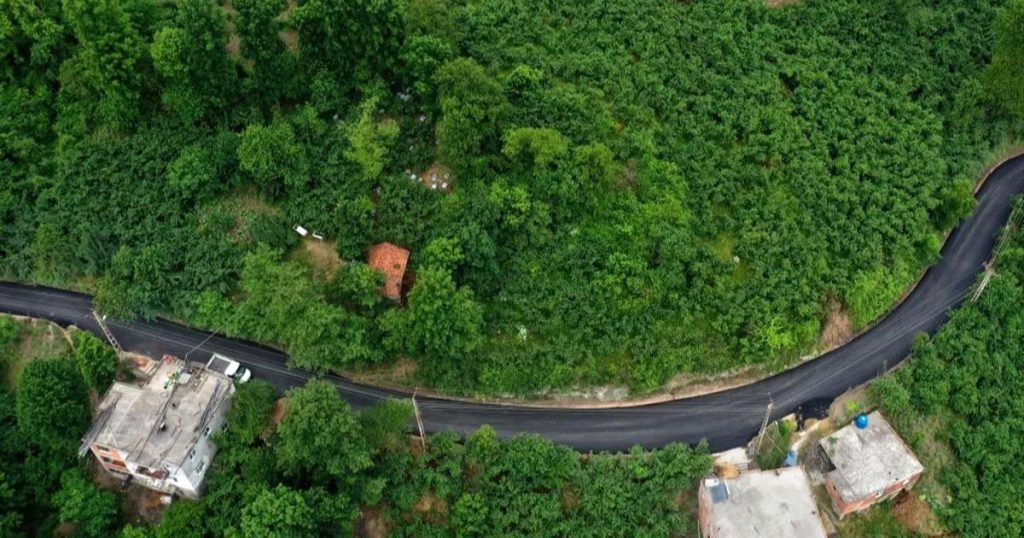 TOZDAN, TOPRAKTAN KURTULAN YOL: ÇATALPINAR’DA 2 KM’LİK BAĞLANTI YOLA SON DÜŞEN HİKAYE