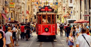 Türkiye’nin Göç Labirentinde Rekorlar: 2025 Göç Verileriyle Türkiye ve Yurt Dışına Akışın Teknik Analizi