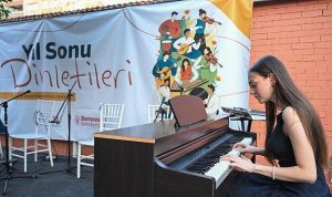 Ufkun Sesi: Üreten Kentin Ruhu Sahneye Taşınan Yolculuk