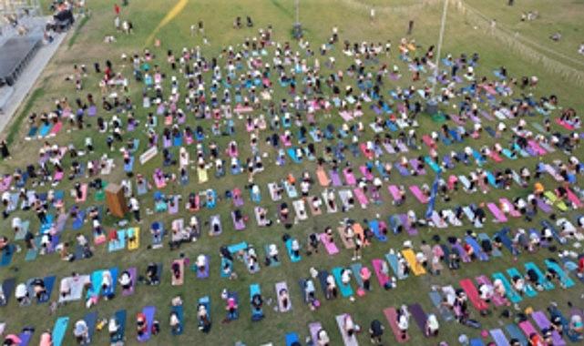 Yoga Dalgasında Yeşeren Şehir: Kültürpark’tan Körfez’e Uzanan Bir Şenlik