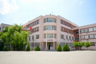 AACSB Akreditasyonu İle DEÜ İŞLETME FAKÜLTESİ, Küresel Standartlarda Liderliğini Kanıtlıyor: Geleceğin İş Dünyasına Hazır ve Uluslararası Saklı Güç