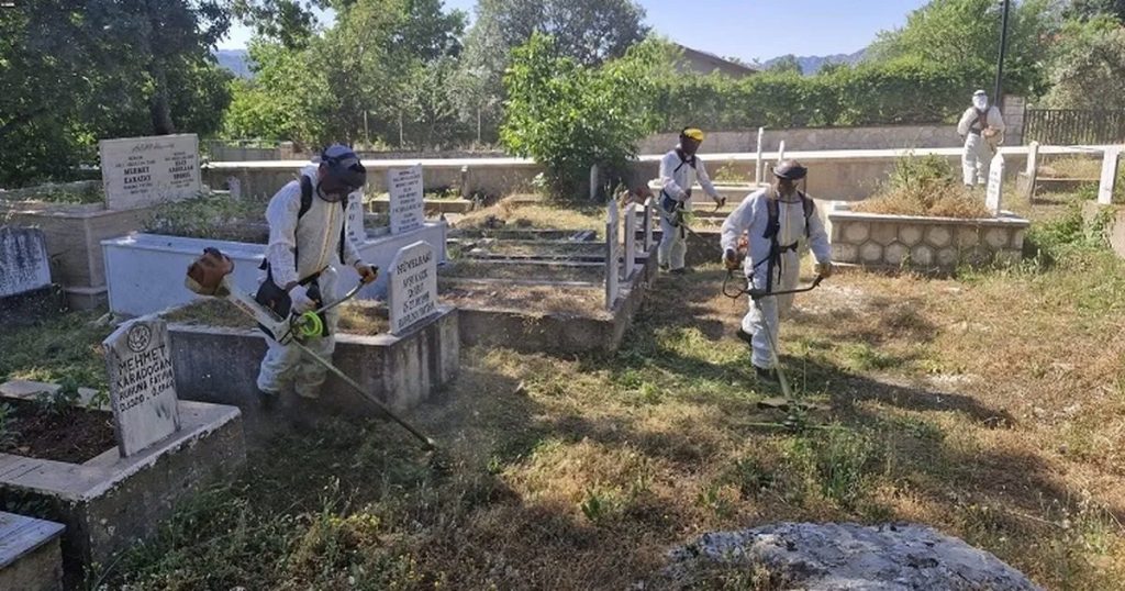 Antalya’da Mezarlık Ziyaretleri İçin Yenilikçi ve Güvenli Alanlar: Bakım, Parke ve Tel Çitlerle Gelişen Ziyaret Deneyimi