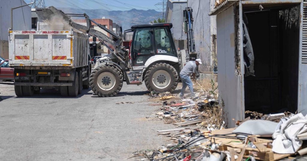 Bornova’da Şantiye Modeliyle Atık Yönetiminde Çığır Açan Hizmetler: Üreten Kentte Temizlik ve Geri Dönüşüm Bir Araya Geliyor