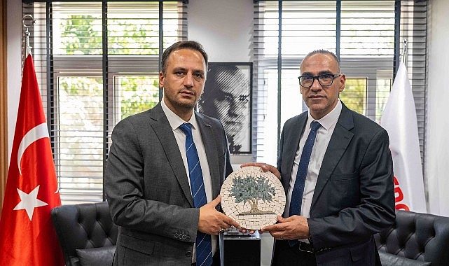 Bornova’nın Dostluk Işıkları: Dura Belediyesiyle Kardeş Şehir Protokolüyle Yeni Ufuklar ve Gençliğe Umut
