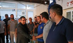 Buca’da Emekçi Zirvesi: Başkan Vekili Benzer’in Sabah Kahvaltılı Saha Gezisi ve Moral Aşılaması