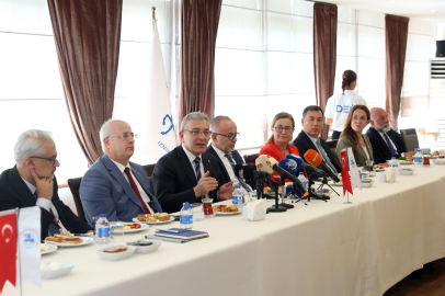 DEÜ’de İlk İngilizce Tıp ve Havacılık‑Uzay Mühendisliği Programlarıyla Uluslararasılaşmada Büyük Adım