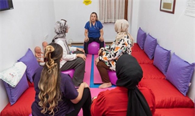Gebe Okulu: Uzmanlarla Doğuma Hazırlanan Anne Adaylarının Hikâyesi ve Yeni Nesil Destek Programı